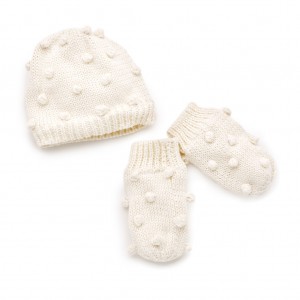 white-beanie-and-mittens